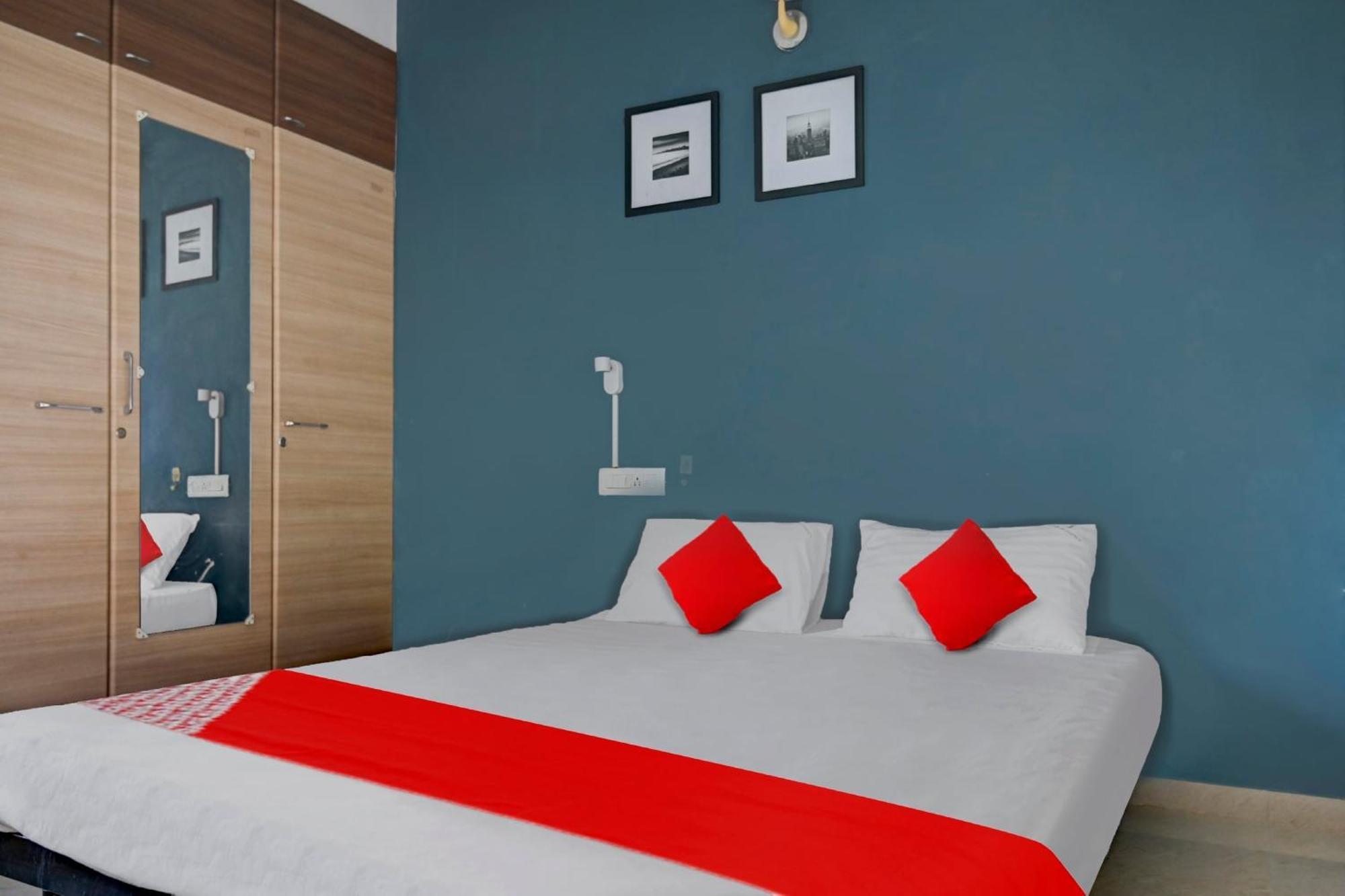 Hotel Live As Chn727 Gūduvāncheri Zewnętrze zdjęcie